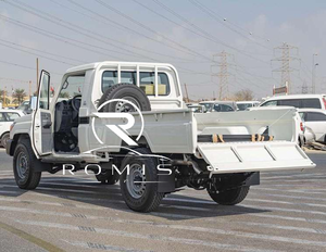 Land Cruiser LC79 Pickup 2022 4.2L 4x4 Diesel Cabina Singola 6 Posti Ruote R18 Aria Condizionata Manuale Guida a Sinistra - Product Image 3