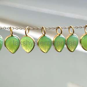 Piedra de Calcedonia verde natural, tallado de hojas, abalorios de plata de ley 925, 10x8mm, ajuste de bisel de oro Vermeil, colgante de piedras preciosas talladas - Product Image 3