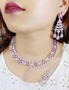 ชุดสร้อยคอเพชรสไตล์อเมริกันสุดหรูพร้อมหินสีแดงสำหรับผู้หญิงชุดปาร์ตี้งานแต่งงานเครื่องประดับอินเดียสำหรับผู้หญิง - Product Image 5