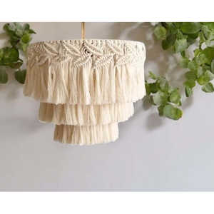 Cubierta de Lámpara Colgante Estilo Boho Chic, Hecha a Mano, Tejida Nórdica, Marcos de Lámpara de Diseño Escandinavo de Lujo, Material de Bambú y Ratán - Product Image 1