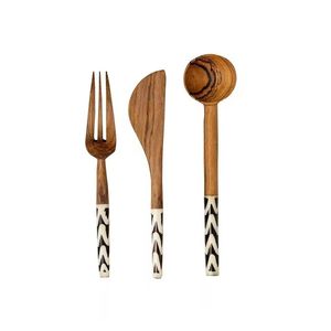 Ensemble de commode à salade en bois naturel personnalisé avec manche en résine décoratif Couverts en bois longs Outil de cuisine Outil à salade en bois - Product Image 3