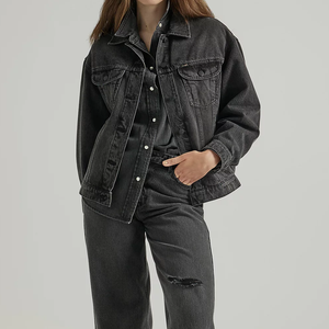 แจ็คเก็ตยีนส์ผ้าฝ้ายดิบแบบเย็บติดกัน รุ่นใหม่มาแรง ขายดี เป็นมิตรกับสิ่งแวดล้อม สำหรับผู้หญิง ดีไซน์ทันสมัย แขนยาว ติดกระดุม - Product Image 2