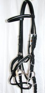Bride mexicaine rembourrée de confort allemand 8 Muserolle Bridle SILVER PIPING en cuir de haute qualité - Product Image 6