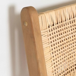 Chaise de détente scandinave Matériau en bois massif avec rotin naturel tissé Couleur naturelle Style Mid Century Garden Relax Chair - Product Image 4