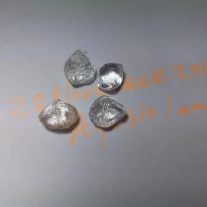 Lotes de Diamantes en Bruto Naturales de Angola en Venta - Product Image 3