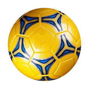 Ballons de football officiels en PVC cousus main, style classique, fabriqués au Pakistan, pour l'entraînement, avec impression personnalisable - Product Image 1