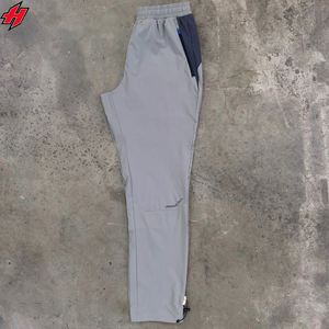 Chándal cortavientos en blanco con diseño de logotipo personalizado OEM del fabricante al por mayor, chándales de nailon, conjuntos de chaqueta y pantalones de dos piezas - Product Image 6