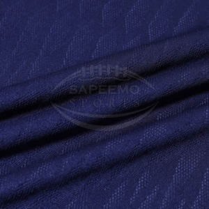 Tenue de football professionnelle de haute qualité, tissu 100% polyester, design personnalisé, tenue d'équipe de football, légère, respirante, rapide - Product Image 4