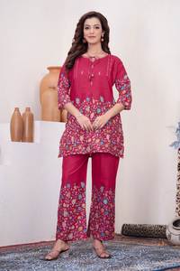 Conjunto de Kurta y Pantalón con Estampado Floral Rosa para Mujer, Ropa Tradicional Étnica de Algodón - Product Image 4