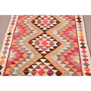 Tapis turc Kilim vintage 3,2 x 11,5 pieds, écologique, en laine patchwork orange avec envers en latex - Product Image 3
