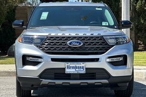 Neatly Used 2024 F-ord Explorer XLT RWD Plus Accident Free LHD/RHD <b>Drive</b> - Product Image 3