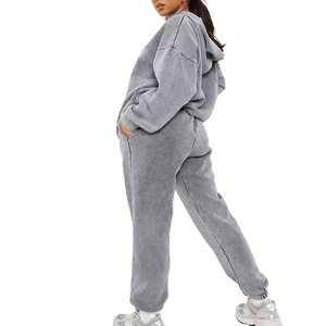 Chándal de invierno personalizado para mujer, pantalones holgados bordados desgastados con lavado ácido y conjunto de Sudadera con capucha con chándal acampanado 2026 - Product Image 3