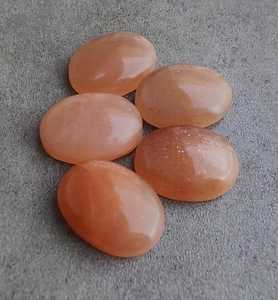 Cửa Hàng Trực Tuyến Tự Nhiên Đào <span class=keywords><strong>Moonstone</strong></span> 6Mm X 8Mm Hình Bầu Dục Phẳng Trở Lại Hiệu Chỉnh Tùy Chỉnh Loose Đá Quý Nhà Máy Số Lượng Lớn Giá Đá Quý - Product Image 4