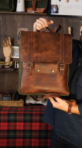 Sac à dos de luxe en cuir véritable et toile, utilisation en plein air, voyage, école, travail, randonnée, unisexe, durable, vintage, multi-poches, grand - Product Image 2