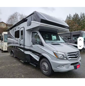 En Venta: Autocaravana Clase C con Motor Diésel, Modelo 2018, DYNAMAX-ISATA Serie 3, 24 pies de largo - Product Image 1