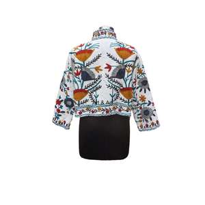 Chaqueta Suzani de Algodón para Mujer con Bordado Floral Suzani, Chaqueta Corta con Idea de Regalo - Product Image 6