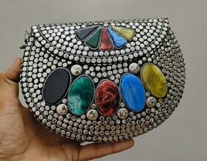 Bolso de mano de noche de lujo con mosaico de Metal elegante hecho a mano para Bodas de mujer, bolso de hombro de fiesta a la moda con patrón de piedra - Product Image 5