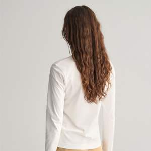 "Camisa de manga larga para mujer de alta calidad: cómoda, elegante y perfecta para ropa informal y formal" - Product Image 4