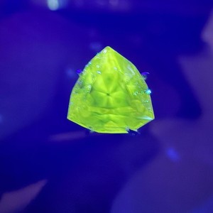 Diamante Natural de Corte Brillante Modificado en Forma de Escudo, Color Gris Oscuro Fantasía, 3.44CT - Product Image 4