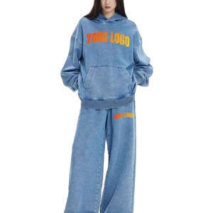 Survêtement décontracté pour femme en polyester/coton lourd, à la mode, à porter en hiver, avec dentelle, couleur unie - Product Image 1