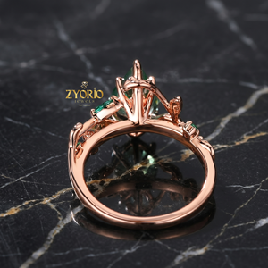 Anillo de Compromiso de Oro Sólido de 14K con Ágata Musgosa Corte Cometa y Hoja de Esmeralda, Anillo Nupcial Inspirado en la Naturaleza para Mujer - Product Image 3