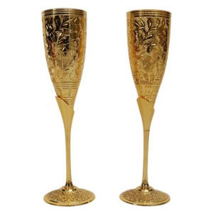 Verres à champagne de qualité supérieure Gobelet en métal inoxydable Verre à vin en métal laiton avec verre à vin design brillant - Product Image 6