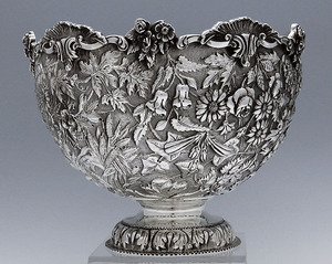 Unique Flower Design Serving <b>Bowl</b> for Home Hotel Restaurant Tabletop & Dinnerware <b>Silver</b> Color Round Shaped Fruits Serving <b>Bowls</b> - Product Image 5