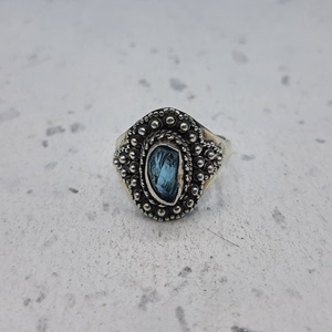 Anillo de diseñador artesanal bohemio de Plata de Ley 925 hecho a mano neón apatita piedra preciosa diamante bisel ajuste exclusivo - Product Image 1