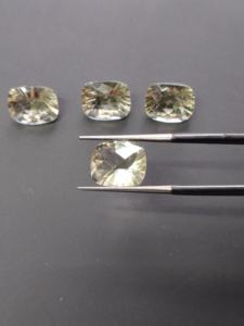 พลอยอะมีทิสต์สีเขียว 10x12 มม. ทรงคุชชั่นเจียระไนแบบเว้า - Product Image 6