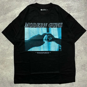 T-shirt en gros 100% coton pour hommes 300 GSM noir avec Logos rouges bleus imprimés personnalisés séchage rapide et longue longueur - Product Image 2