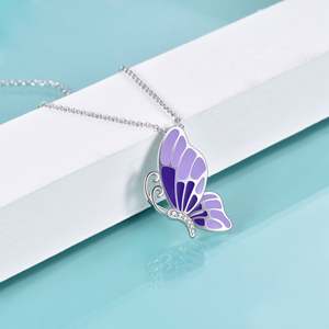Orecchini a farfalla e collana in argento sterling con intarsio viola a castone - Product Image 3