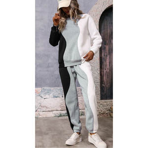 Survêtement à capuche pour femmes, survêtement deux pièces pour femmes, vente en gros de conception personnalisée, vente en gros - Product Image 1