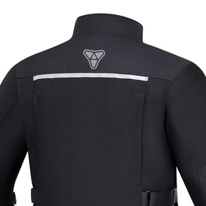 แจ็คเก็ตกันน้ำสำหรับฤดูหนาวแบบ Softshell ขายส่ง แจ็คเก็ตมอเตอร์ไซค์แบบกำหนดเองสำหรับผู้ชาย แจ็คเก็ตขี่มอเตอร์ไซค์สำหรับผู้ชาย  ขั้นต่ำในการสั่งซื้อน้อย - Product Image 6