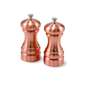 Juego de Sal y Pimienta de Cobre Ecológico con Acabado Natural y Diseño Atemporal, Ideal para un Uso en la Cocina Sostenible y Elegante - Product Image 1