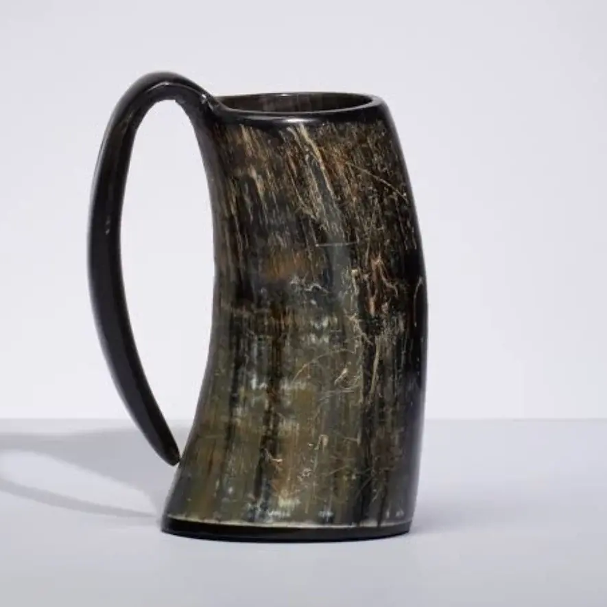 สีน้ำตาล