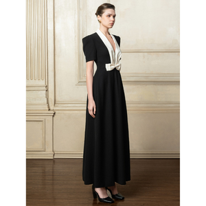 Vestido largo con mangas abullonadas y diseño de cuello en contraste VESTIDO LARGO AKINA Hecho de tela de poliéster 100% Un lujoso y elegante - Product Image 3