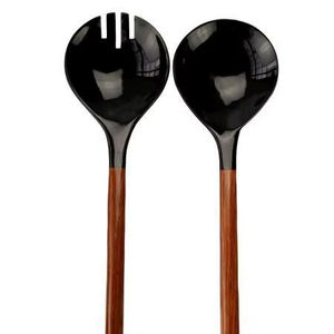 Ustensiles de service de salade jetables en matériau corne de luxe, très vendus, avec manche en bois moderne, ensemble de cuillères pour fête à prix avantageux - Product Image 1