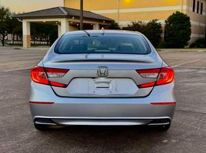 Hond-a Accord LX 2020, bien entretenu, propre - Product Image 3