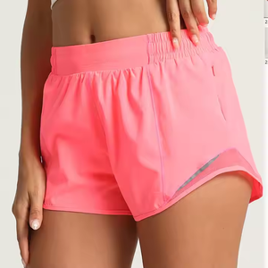 Short de sport pour femme de qualité Pro Design personnalisable confortable et respirant Short à motifs chauds - Product Image 4