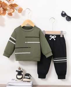 Conjunto de sudadera y joggers con estampado de letras informales de alta calidad para niños Mezcla de poliéster acogedora para actividades al aire libre de Otoño/Invierno - Product Image 3
