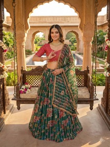 Lehenga Choli de Alta Calidad con Bordado, Diseño Tradicional Largo hasta el Suelo para Mujer, para Bodas - Product Image 4
