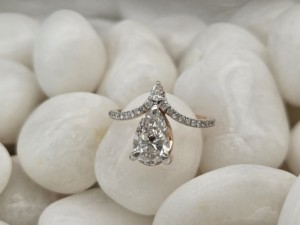 Customized Diamond Luxury 925 Sterling Silver Pear Cut Diamond <b>Ring</b> Classic Wedding Band <b>Ring</b> for Women <b>Fine</b> Jewelry - Product Image 3