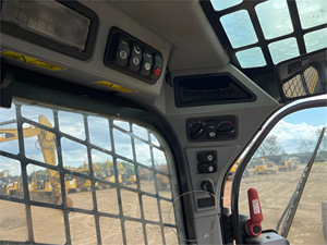 2017 Caterpillar 289D Skid Loader Maquinaria de construcción de envío rápido de alta calidad con componentes de núcleo de motor de bomba - Product Image 5