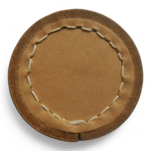 Gobelet à dés de luxe carré en cuir véritable brun naturel avec logo personnalisé, fait main, style vintage, en cuir de vachette - Product Image 5