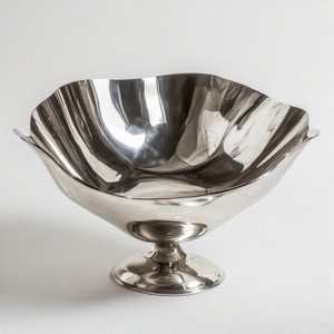 LushGleam Aluminium Tray with Polished Rim Wide Round Form Deep Base And Perfect <b>for</b> Chic Dining or <b>Gift</b> Use - Product Image 6