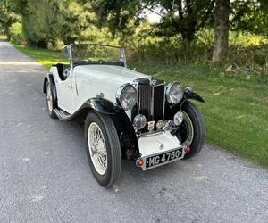 Offre Spéciale : M G N B M A G N E T T E C R E S T A T O U R E R d'occasion de 1936 - PRÊT À EXPÉDIER - Product Image 1