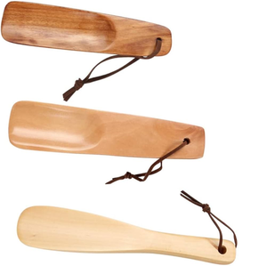 เชือกผูกรองเท้าไม้ยาวทำด้วยมือมีด้ามจับตามหลักสรีรศาสตร์ที่กำหนดเองที่ทำจากไม้สำหรับผู้สูงอายุความสะดวกสบายตามธรรมชาติ - Product Image 3