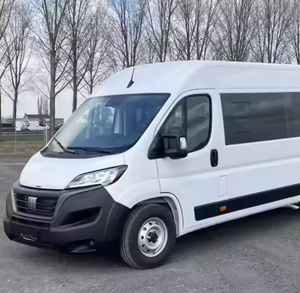 Minibús Industrial F1at Ducat0 XL4H2 4x2 con Volante a la Izquierda, Tracción en las Cuatro Ruedas, Asientos de Cuero, R16, Envío Inmediato - Product Image 2