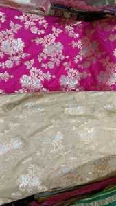 Tela de Brocado de Seda Hecha a Medida, Jacquard Floral con Tejido de Hilo Dorado, Material Real para Lehengas de Novia, Vestidos Étnicos y Tapicería - Product Image 4