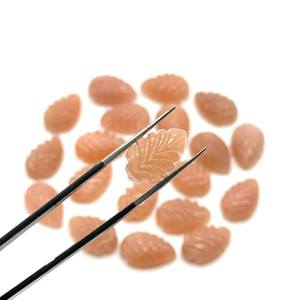 Cuentas de Piedra Lunar Melocotón en Forma de Hoja Talladas a Mano de 14 MM para la Elaboración de Joyas - Product Image 1